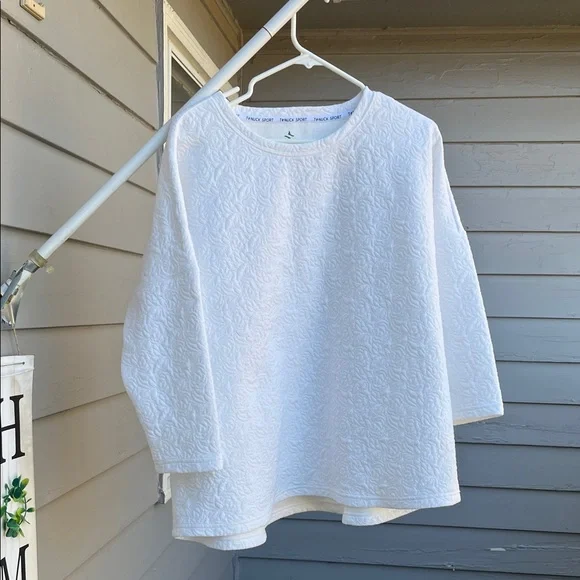 Tuckernuck White Embossed Top - Picture 5 of 7